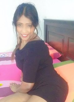 Pooja - adult performer in Colombo Photo 1 of 3