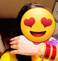 Pooja Married Housewife - escort in Gurgaon Photo 1 of 9