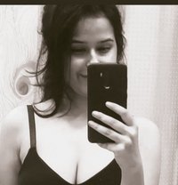 ꧁ Pooja real meet and cam service - escort in Chennai