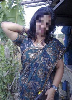 Pooja Real Meet and Cam Show - puta in Chennai Photo 3 of 3