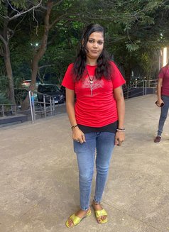 Pooja Real (Meet Cam Show) in Mumbai - puta in Mumbai Photo 1 of 1