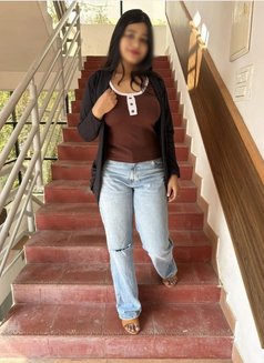 Pooja Real Meet & Cam Show - puta in Bangalore Photo 4 of 4