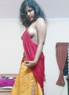 Pooja Sharma - Agencia de putas in Chennai Photo 2 of 2