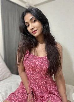 Pooja Sharma - escort in Mumbai Photo 3 of 3