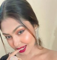Pooja Singh - puta in Navi Mumbai