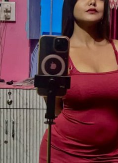 pooja09098 - escort in Noida Photo 2 of 4