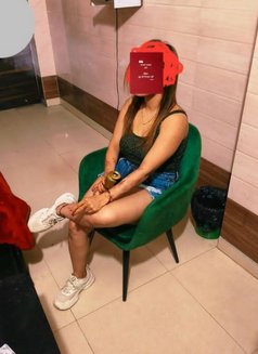 pooja09098 - escort in Noida Photo 2 of 4