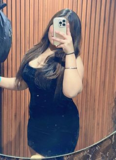 Pooja496 - Transsexual dominatrix in Kolkata Photo 5 of 9