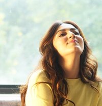 Poojanindianescort - escort in Abu Dhabi