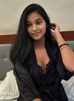 Pooma - Masajista in Chennai Photo 5 of 5