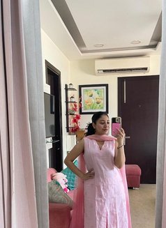 ꧁༒ Poonam 🦋༒24 Hour's Available% - escort in Kolkata Photo 2 of 5