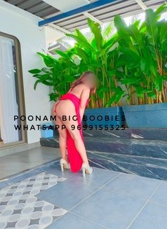 Poonam big boobies - escort in Kochi Photo 5 of 11