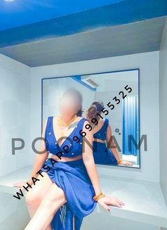 Poonam big boobies - escort in New Delhi Photo 6 of 14