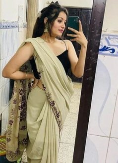 Poonam - escort in Pune Photo 1 of 1