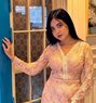 ꧁༒Poonam🦋(escorts Service )༒24 - puta in Surat Photo 1 of 3