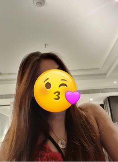 Poonam - escort in New Delhi Photo 6 of 6
