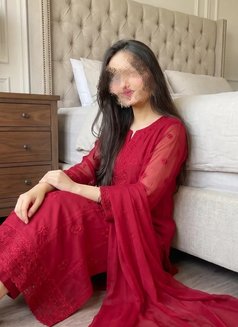 Poonam Joshi Escort Service 24 Hours - puta in Thiruvananthapuram Photo 1 of 3