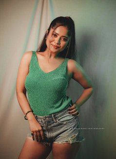 Poonam Joshi - escort in Ahmedabad Photo 3 of 3