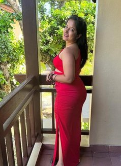 Poonam Sigh - escort agency in New Delhi Photo 4 of 5