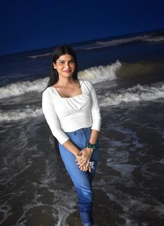 Poorvee - escort in Kanpur Photo 3 of 6