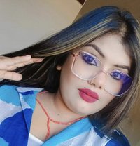 Poorvi :A ncredible cam or meet 🥀 - puta in Pune