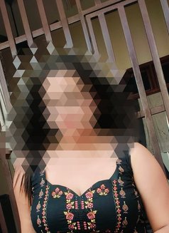 Poorvi Kapoor cam girl. - escort in Mumbai Photo 2 of 2