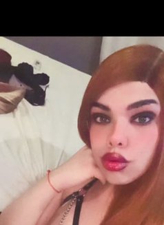 Poppe De Sex - Transsexual escort in Tunis Photo 2 of 3