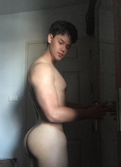 Poppy Full Service - Masajista in Bangkok Photo 1 of 16