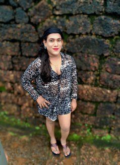 PORN QUEEN SILUKKU MAAMI - Transsexual escort in Chennai Photo 11 of 16