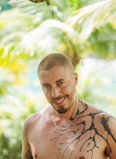 Pornstar from 🇧🇷 BWC - Intérprete masculino de adultos in Bangkok Photo 6 of 9