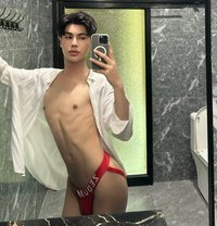 Porsche - Male escort in Bangkok Photo 21 of 21