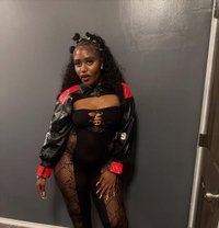 Posher - escort in Dakar