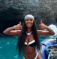 Poshgirl - escort in Beirut