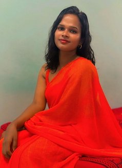 Post Op Here - Acompañantes transexual in Hyderabad Photo 2 of 4