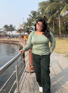 Poulomi Independent Cam and Real Meet - escort in Kolkata Photo 4 of 7