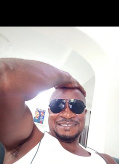 Pounds - Male escort in Abuja Photo 5 of 5
