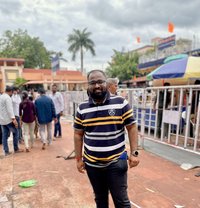 Praattik Fun - masseur in Navi Mumbai