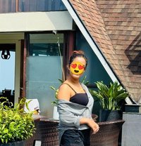 Hand cash service available - escort in Kathmandu
