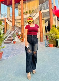 One and only hand cash service - escort in Kathmandu Photo 2 of 2