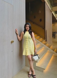 Prachi Vip Independent Model - escort in Sharjah Photo 1 of 4