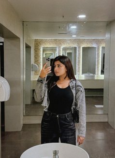 Prachi Independent - escort in Abu Dhabi Photo 1 of 4
