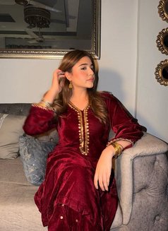 Prachi - escort in Ahmedabad Photo 3 of 5