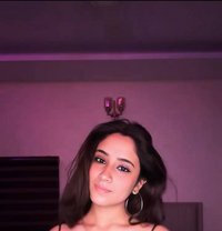 Prachi - puta in Chandigarh