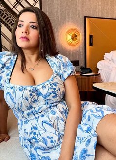 Prachi - escort in Chandigarh Photo 1 of 5