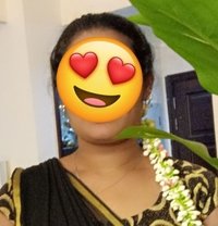 Prachi - escort in Dubai