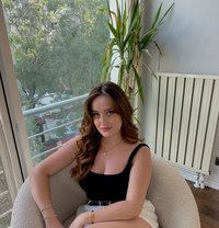Prachi - escort in Kochi