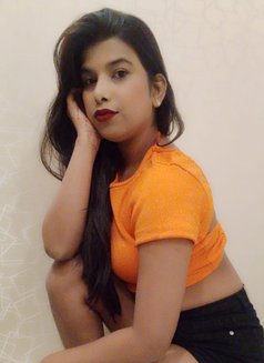Prachi - puta in Nagpur Photo 4 of 5