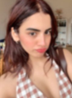 Prachi virtual gf - puta in Pune Photo 5 of 19