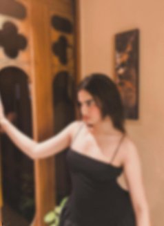 Prachi virtual gf - puta in Pune Photo 17 of 19