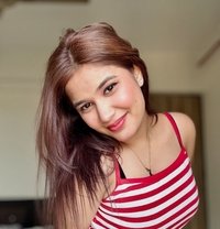 Prachi - escort in Surat